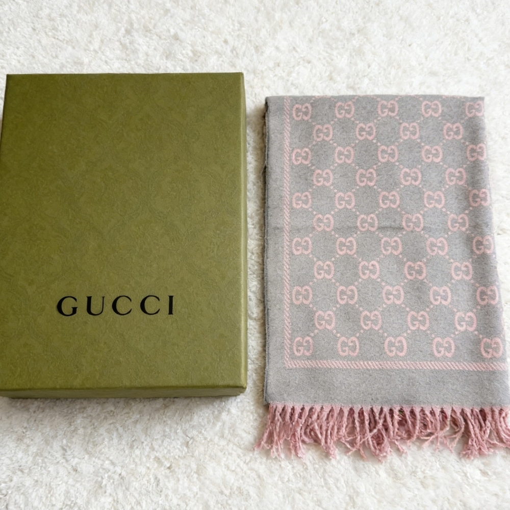 Gucci Reversible GG Jacquard Wool Scarf